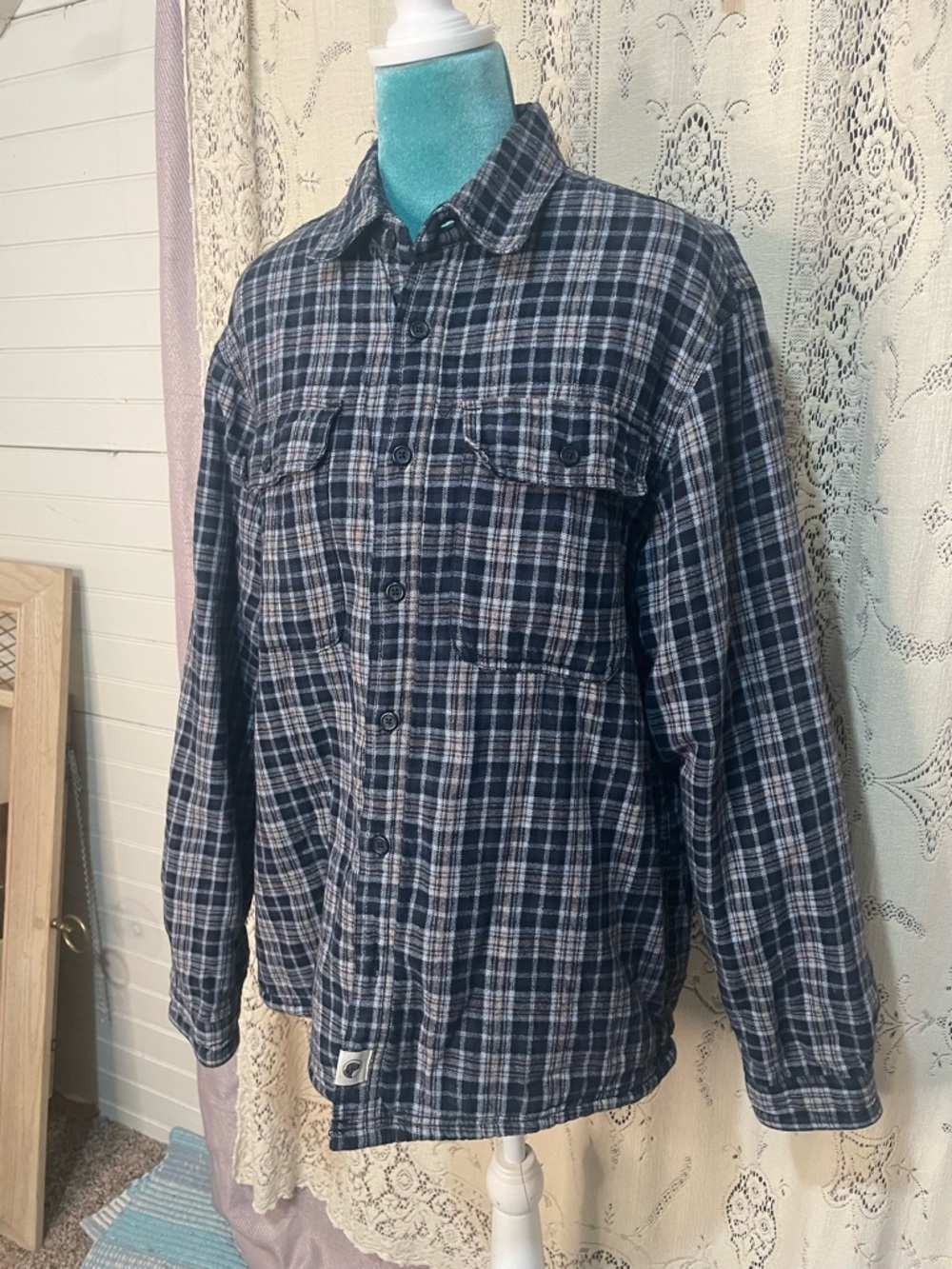 Boston traders: Men's Navy & Gray Plaid Button-Up with fleece lining
